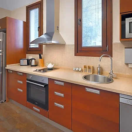 Aparthotel Galateia 4*