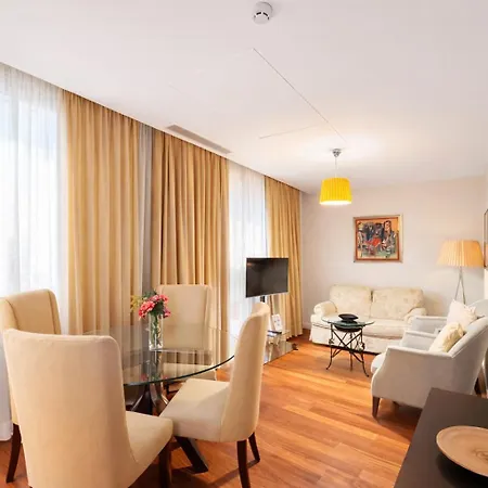 Galateia Apartahotel
