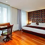 Aparthotel Galateia